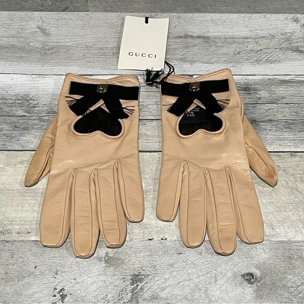 GUCCI Gloves With Cat in Nappa leather - Pale Pink -Sz - Medium - Picture 1 of 6
